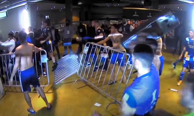 开云体育app-解放者杯赛后上演“械斗” 博卡青年在巴西进局子